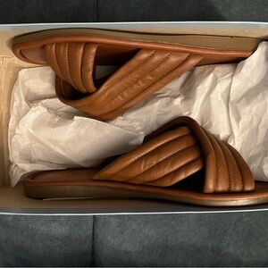 Seychelles genuine leather uppers, brand new, Made in Italy, size 8